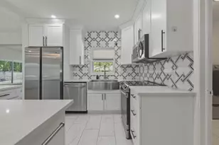 801 NE 19th Terrace, Fort Lauderdale, FL 33304 - Photo 14