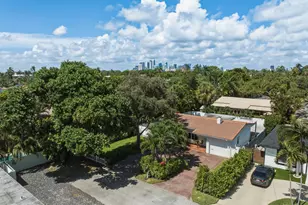 801 NE 19th Terrace, Fort Lauderdale, FL 33304 - Photo 2