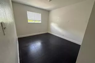 37 SW 14th St, Dania Beach, FL 33004 - Photo 22