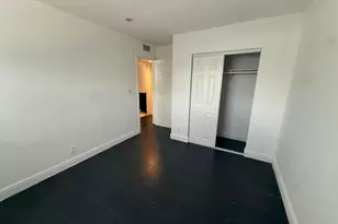 37 SW 14th St, Dania Beach, FL 33004 - Photo 10