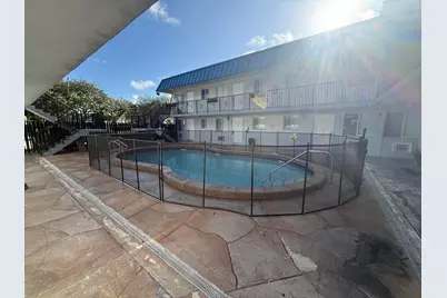 37 SW 14th Street #17, Dania Beach, FL 33004 - Photo 4