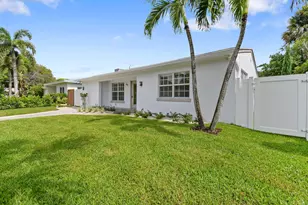319 29th St, West Palm Beach, FL 33407 - Photo 2