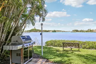755 Saturn St, Jupiter, FL 33477 - Photo 24