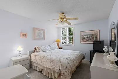 106 Half Moon Circle #B1, Hypoluxo, FL 33462 - Photo 20