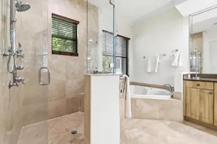 10594 Versailles Blvd, Wellington, FL 33449 - Photo 26