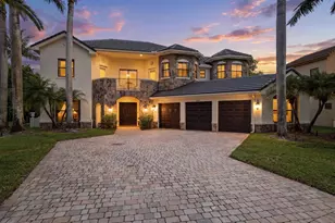 10594 Versailles Blvd, Wellington, FL 33449 - Photo 1