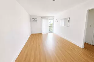 510 Lake Shore Dr, Lake Park, FL 33403 - Photo 2