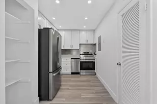 17051 NE 35th Ave, North Miami Beach, FL 33160 - Photo 4