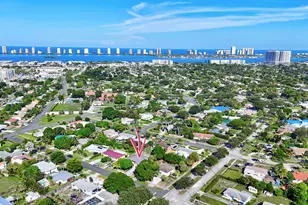 640 W Ilex Dr, Lake Park, FL 33403 - Photo 2