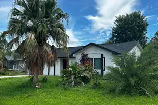793 SW Dorchester St, Port Saint Lucie, FL 34983 - Photo 2