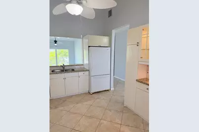 2351 NE 14th Street Causeway #537, Pompano Beach, FL 33062 - Photo 12