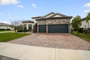 8324 Pedigree Cir, Lake Worth, FL 33467 - Photo 2