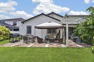 716 Lake Wellington Dr, Wellington, FL 33414 - Photo 38