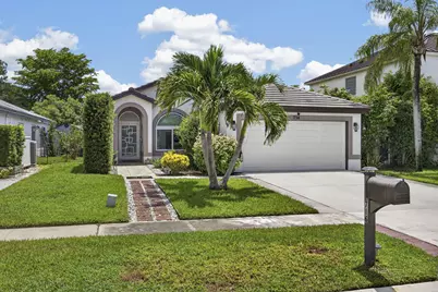 716 Lake Wellington Drive, Wellington, FL 33414 - Photo 2