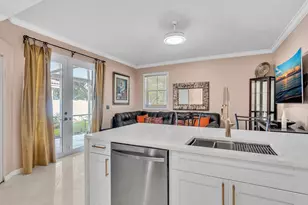 7549 NW 3rd Ct, Plantation, FL 33317 - Photo 14