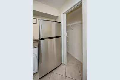 815 W Boynton Beach Boulevard #1-203, Boynton Beach, FL 33426 - Photo 8