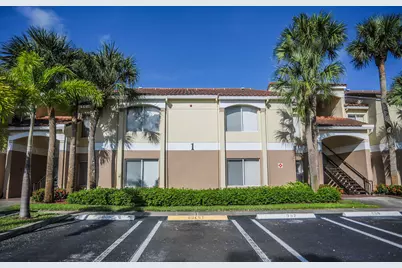 815 W Boynton Beach Boulevard #1-203, Boynton Beach, FL 33426 - Photo 18