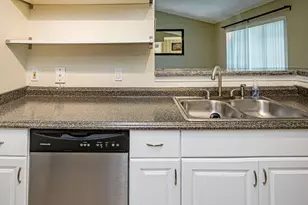 815 W Boynton Beach Blvd, Boynton Beach, FL 33426 - Photo 10