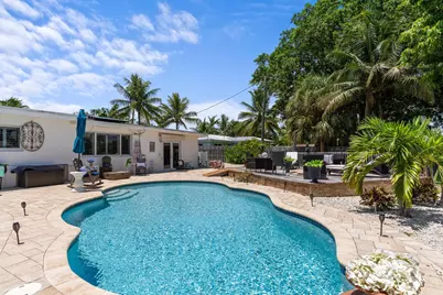 874 NW 2nd Avenue, Boca Raton, FL 33432 - Photo 24