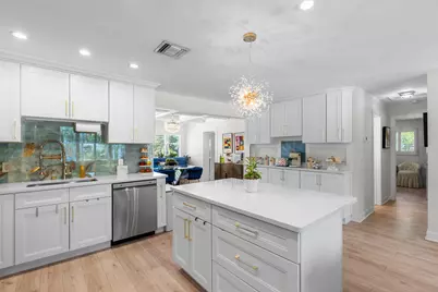 874 NW 2nd Avenue, Boca Raton, FL 33432 - Photo 6