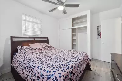 309 SW 7th Court, Hallandale Beach, FL 33009 - Photo 14