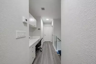 5733 NW 112th Place, Doral, FL 33178 - Photo 12