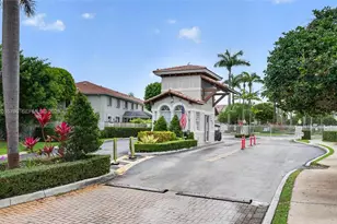 5733 NW 112th Pl, Doral, FL 33178 - Photo 30