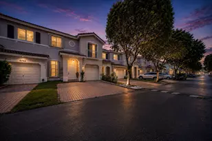 5733 NW 112th Pl, Doral, FL 33178 - Photo 2