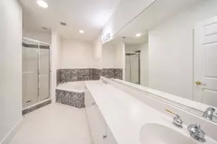 5733 NW 112th Pl, Doral, FL 33178 - Photo 20