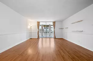 620 NE 12th Ave, Hallandale Beach, FL 33009 - Photo 12