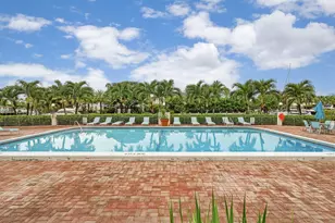 401 Golden Isles Dr, Hallandale Beach, FL 33009 - Photo 24