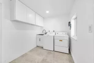 461 NE 44th St, Boca Raton, FL 33431 - Photo 18