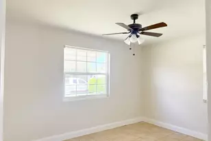 1229 15th Ave N, Lake Worth Beach, FL 33460 - Photo 8