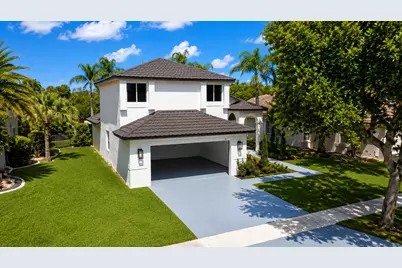 261 SW 178th Way, Pembroke Pines, FL 33029 - Photo 2