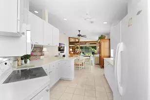 8016 SE Peppercorn Ct, Hobe Sound, FL 33455 - Photo 6
