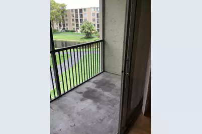 7860 NW 50th Street #301, Lauderhill, FL 33351 - Photo 24
