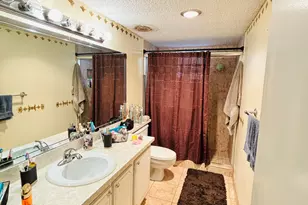 408 NW 68th Ave, Plantation, FL 33317 - Photo 6