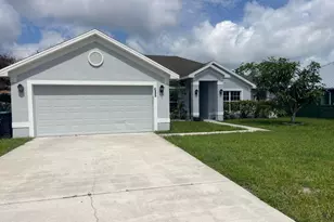 688 SW Heather St, Port Saint Lucie, FL 34983 - Photo 1