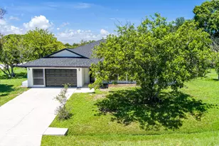 2661 SE Osage Ave, Port Saint Lucie, FL 34952 - Photo 6