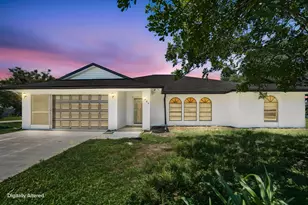 2661 SE Osage Ave, Port Saint Lucie, FL 34952 - Photo 2