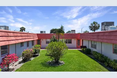274 Seville L, Delray Beach, FL 33446 - Photo 16