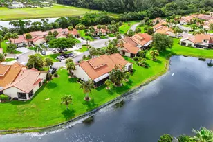 18577 Woodstream Dr, Boca Raton, FL 33498 - Photo 32