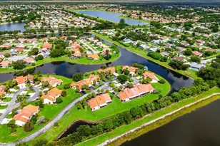 18577 Woodstream Dr, Boca Raton, FL 33498 - Photo 32