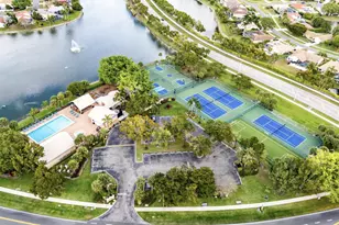 18577 Woodstream Dr, Boca Raton, FL 33498 - Photo 34
