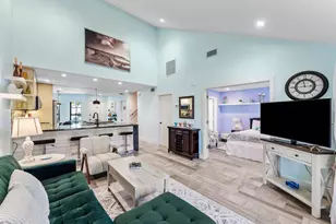 18577 Woodstream Dr, Boca Raton, FL 33498 - Photo 6