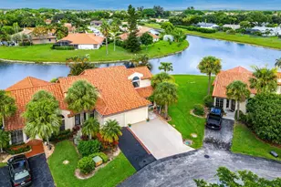 18577 Woodstream Dr, Boca Raton, FL 33498 - Photo 10