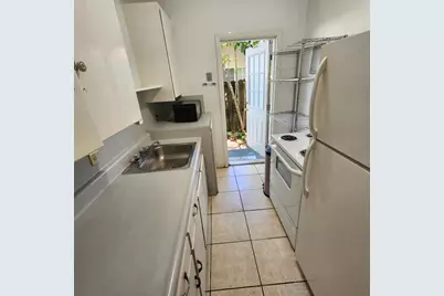 715 SW 4th Street #4, Fort Lauderdale, FL 33312 - Photo 4