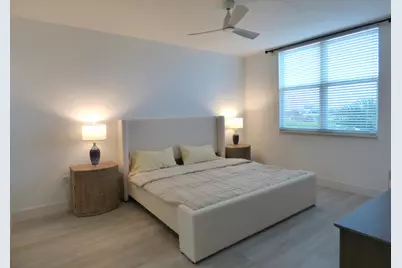 802 W Windward Way #303, Lantana, FL 33462 - Photo 8