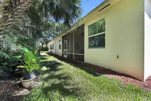 7414 Oakridge Pl, Vero Beach, FL 32966 - Photo 34