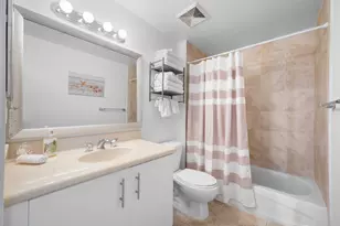 7900 Harbor Island Dr, North Bay Village, FL 33141 - Photo 10